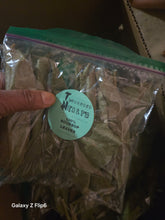 Load image into Gallery viewer, Soursop leaves