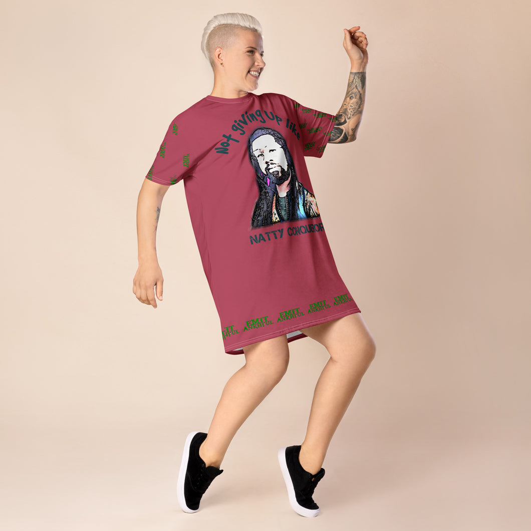 NOT GIVIN UP T-shirt dress