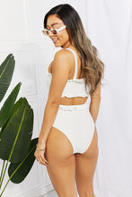 Load image into Gallery viewer, SUN IN SAND (Frill Trim Lace-Up Bikini Set)
